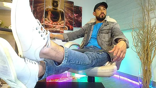 Snapshot of alessandro_wye chatting on 19, 3, 2025 alessandro wye online show from 19, 3, 2025