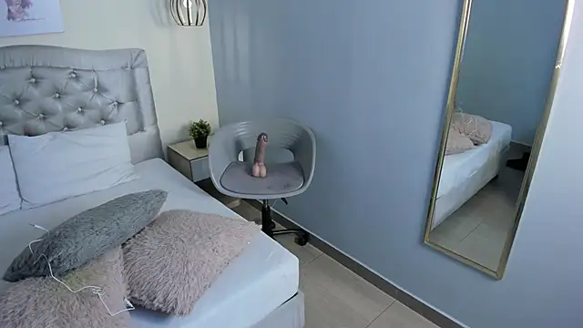 escarleth   online show from 11, 3, 2026