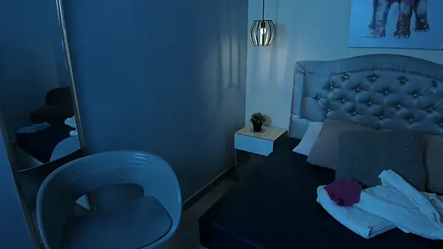 escarleth   online show from 20, 4, 2026