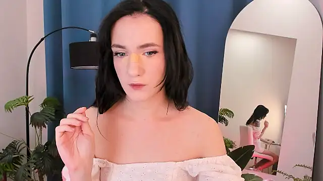 Dearly kitty online show from 19, 11, 2025