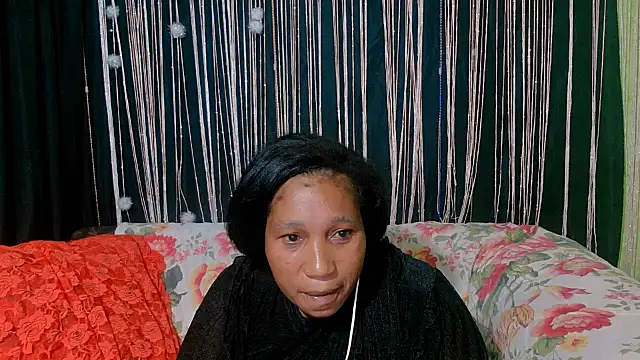 SexcGals online show from 27, 10, 2025