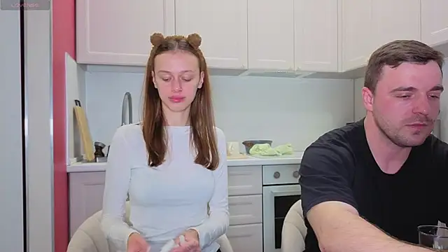 fcjuicy pussy online show from 25, 10, 2025