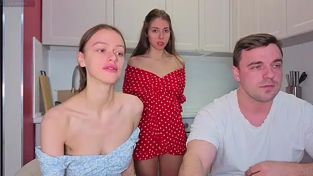 fcjuicy pussy online show from 28, 10, 2025