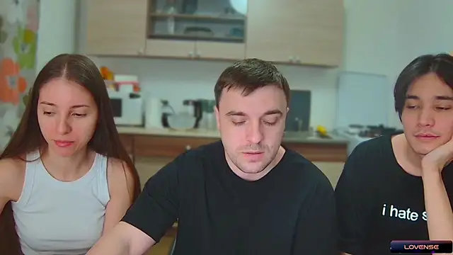 fcjuicy pussy online show from 27, 1, 2025