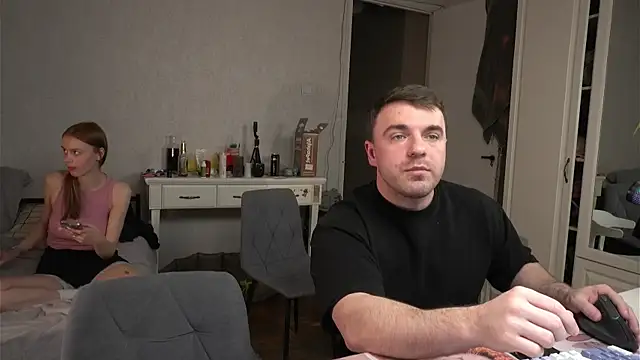 fcjuicy pussy online show from 15, 12, 2025