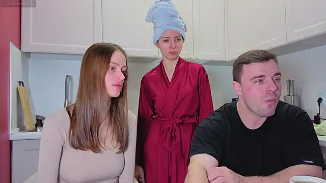 fcjuicy pussy online show from 23, 10, 2025