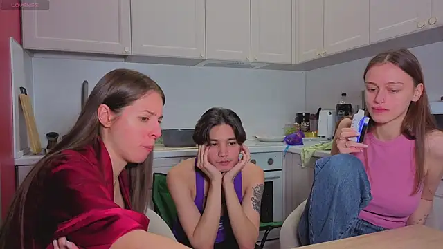 fcjuicy pussy online show from 28, 11, 2025