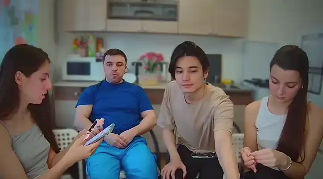 fcjuicy pussy online show from 4, 2, 2025