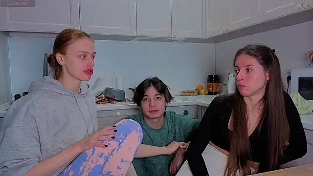 fcjuicy pussy online show from 8, 1, 2026