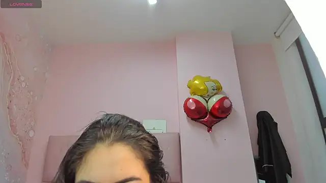 soyzarahtorres online show from 17, 9, 2025