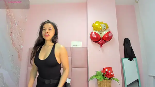 soyzarahtorres online show from 2, 10, 2025