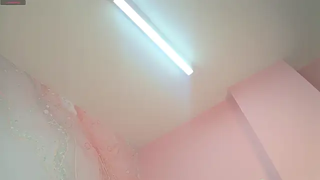 soyzarahtorres online show from 14, 3, 2025