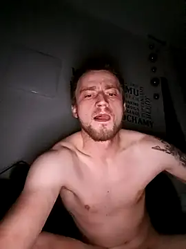 wariacik0024 online show from 12, 1, 2026