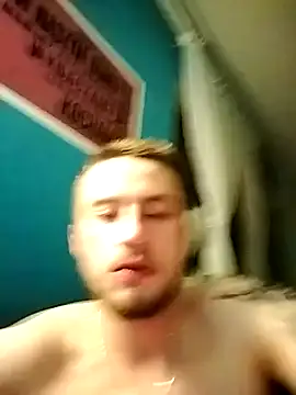 wariacik0024 online show from 13, 2, 2025