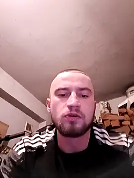 wariacik0024 online show from 24, 2, 2026