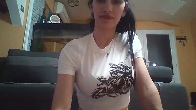 MeanGirl93 online show from 4, 4, 2026