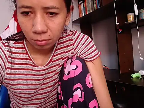 Erotic latina online show from 27, 10, 2025