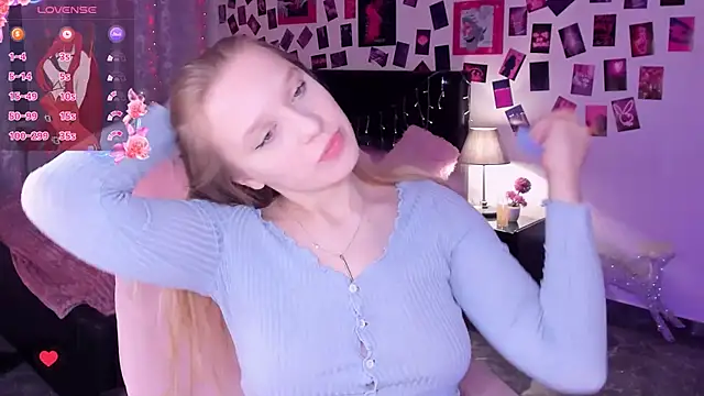 KarambaMoon online show from 4, 3, 2026