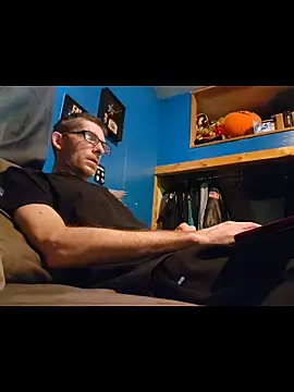 MysteriousFire23 online show from 10, 3, 2026