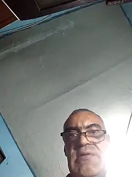 Snapshot of hugosafado333 chatting on 3, 3, 2025 hugosafado333 online show from 3, 3, 2025