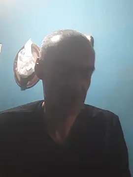 Snapshot of hugosafado333 chatting on 16, 10, 2025 hugosafado333 online show from 16, 10, 2025