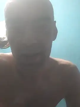 Snapshot of hugosafado333 chatting on 3, 10, 2025 hugosafado333 online show from 3, 10, 2025