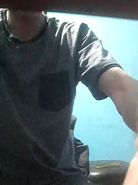 Snapshot of hugosafado333 chatting on 4, 10, 2025 hugosafado333 online show from 4, 10, 2025