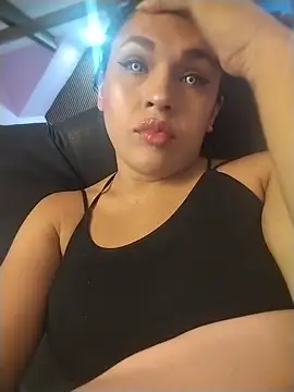 kimCosseyy online show from 8, 5, 2026
