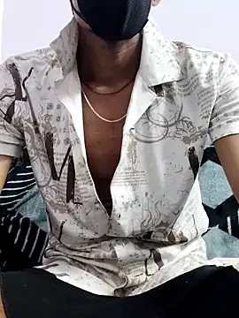 Snapshot of Habibi_big_b chatting on 5, 3, 2025 Habibi big b online show from 5, 3, 2025