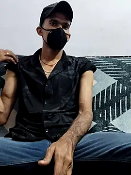 Snapshot of Habibi_big_b chatting on 18, 3, 2025 Habibi big b online show from 18, 3, 2025