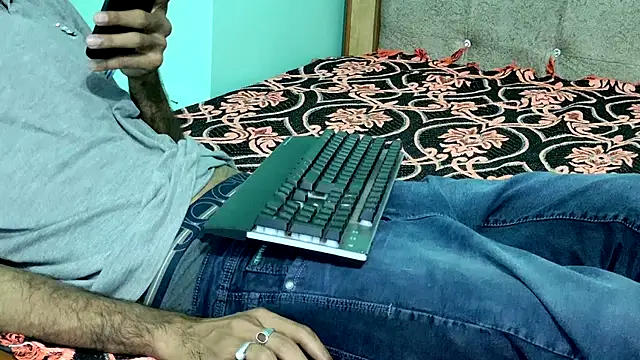 Habibi big b online show from 6, 3, 2026