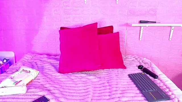 hanna  azumi online show from 20, 6, 2026