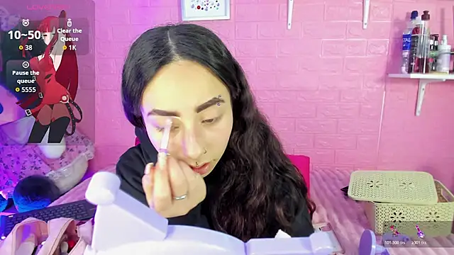 hanna  azumi online show from 22, 12, 2025