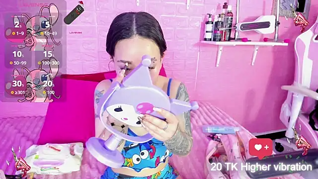 hanna  azumi online show from 3, 12, 2025