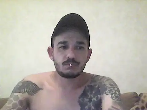 Snapshot of Kurqga chatting on 21, 10, 2025 Kurqga online show from 21, 10, 2025