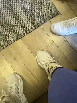 Cheinneyia online show from 2, 4, 2026