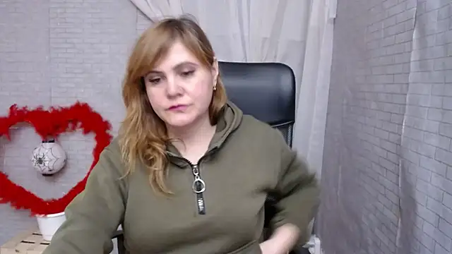 DaniellaKiss online show from 20, 2, 2025