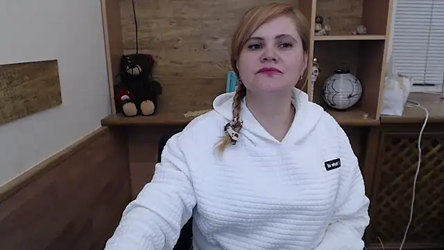 DaniellaKiss online show from 25, 3, 2026