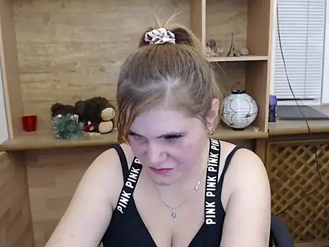 DaniellaKiss online show from 8, 2, 2026