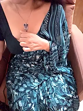 Snapshot of Roja-Telugu777 chatting on 29, 4, 2026 Roja-Telugu777 online show from 29, 4, 2026
