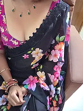 Snapshot of Roja-Telugu777 chatting on 26, 5, 2026 Roja-Telugu777 online show from 26, 5, 2026