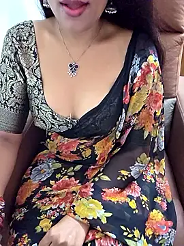 Snapshot of Roja-Telugu777 chatting on 24, 4, 2026 Roja-Telugu777 online show from 24, 4, 2026