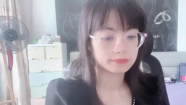 Snapshot of Honey-cici chatting on 16, 4, 2026 Honey-cici online show from 16, 4, 2026