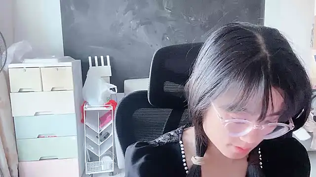 Snapshot of Honey-cici chatting on 26, 11, 2025 Honey-cici online show from 26, 11, 2025