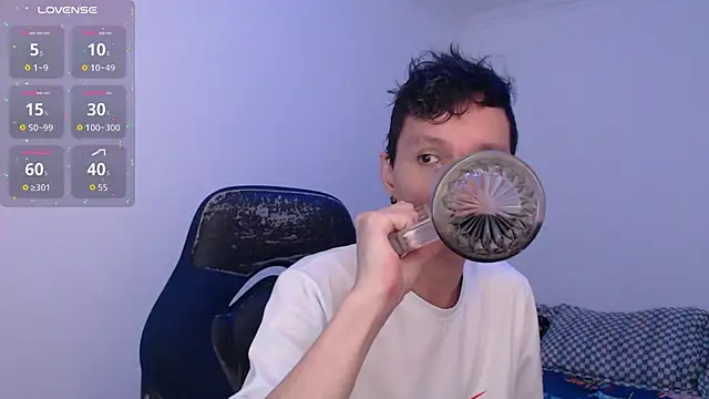 bryamado69 online show from 20, 12, 2025