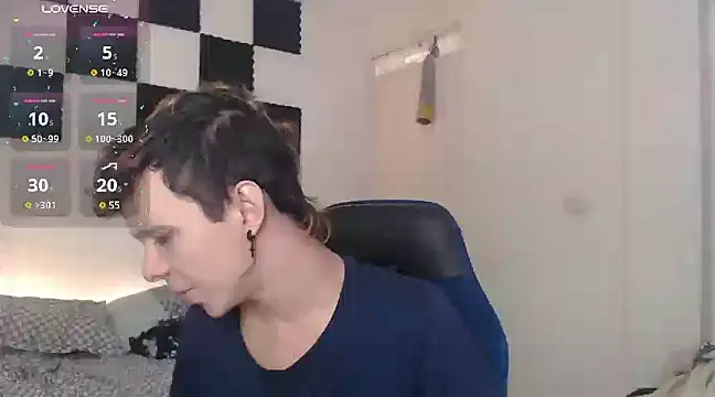 bryamado69 online show from 4, 3, 2025