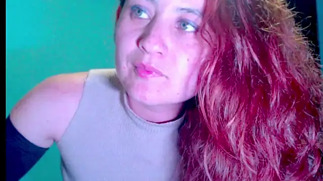 Snapshot of zoe_jones3 chatting on 13, 3, 2025 zoe jones3 online show from 13, 3, 2025