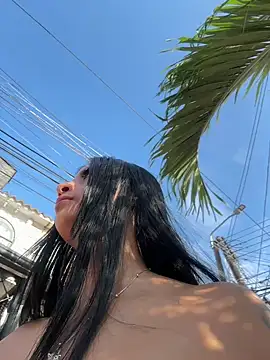 Laura fernandezII online show from 13, 2, 2025