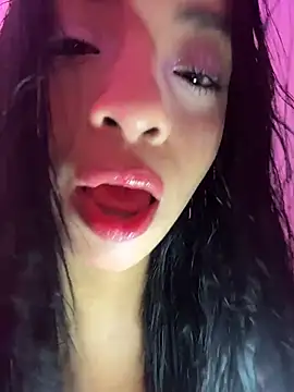 Laura fernandezII online show from 1, 7, 2026