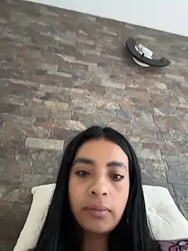 Laura fernandezII online show from 30, 11, 2025